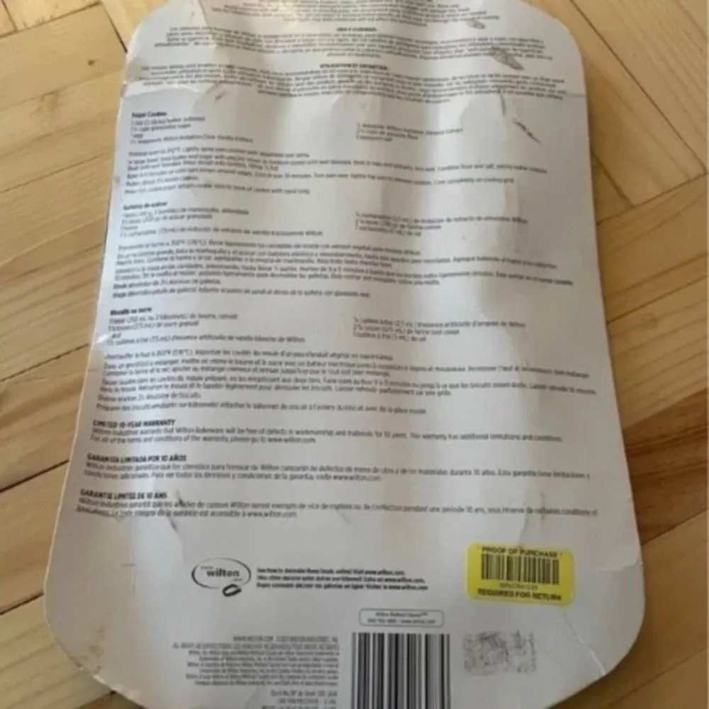 NWT Wilton Mustache Cookie Pan 6 Cookies